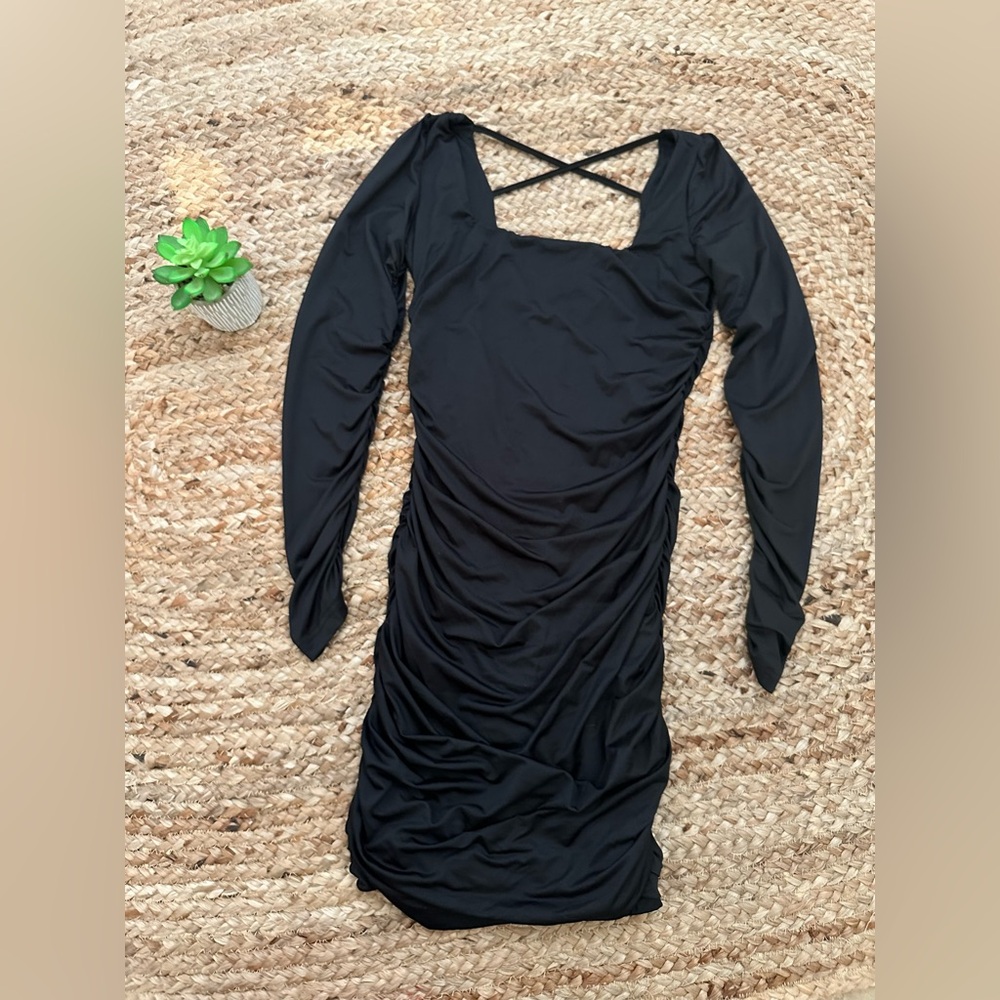 BLACK LONG SLEEVE RUCHED MINI BODYCON DRESS